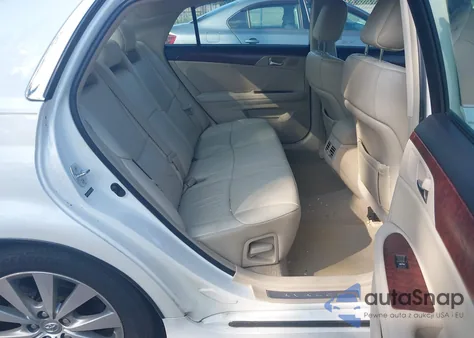 2011 Toyota Avalon Limited z USA, uszkodzony, nr VIN 4T1BK3DB4BU413269